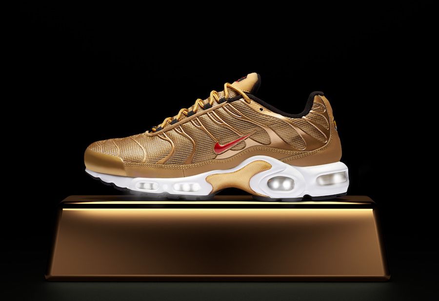 Nike Air Max Plus “Metallic Gold” — Metallic Gold / University Red / Black / White · 2018 retro